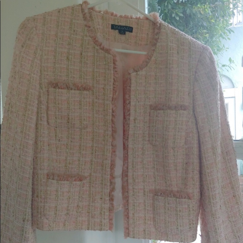 Tahari blazer size 10